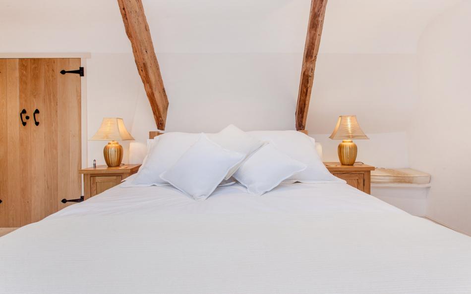 The generous master bedroom at Locks Farm 