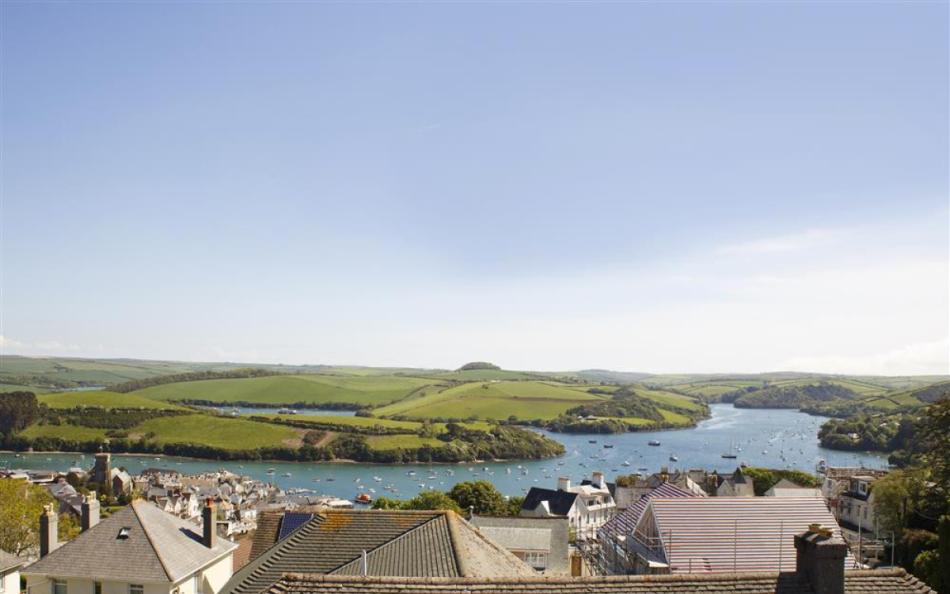 Fastnet Holiday Home in Salcombe, sleeps 8 guests