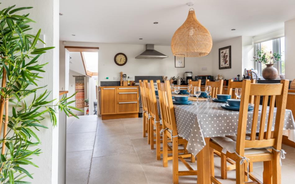 Dining for 8 at Little Cumery