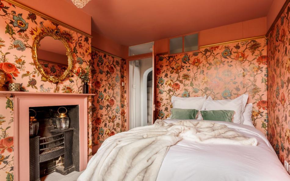 second double bedroom at Saddlers Cottage