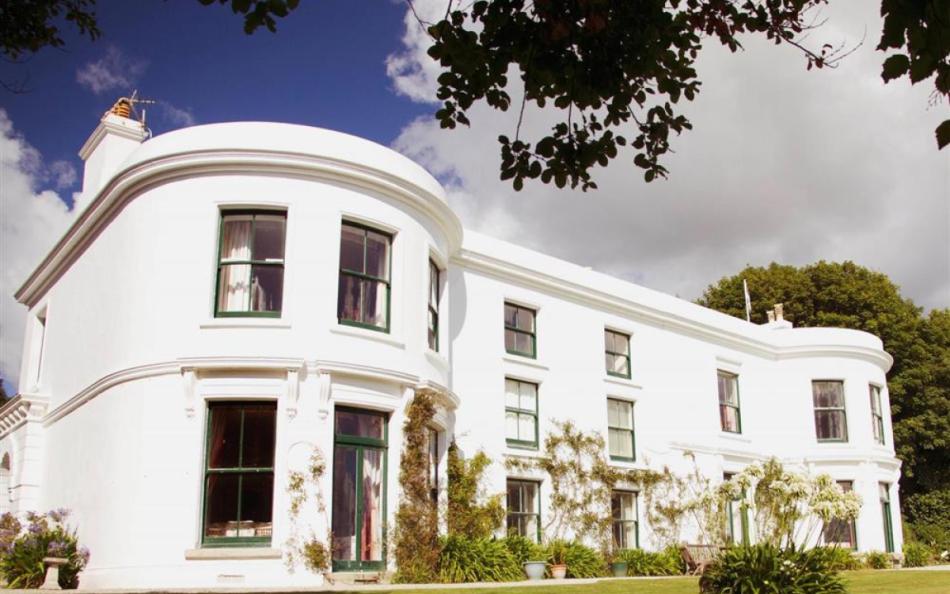 Porthpean House