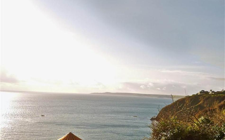 Fairyfield summerhouse and view in South Devon
