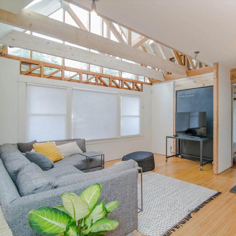 Find Large Cottages in Axminster that Sleeps 8 or More