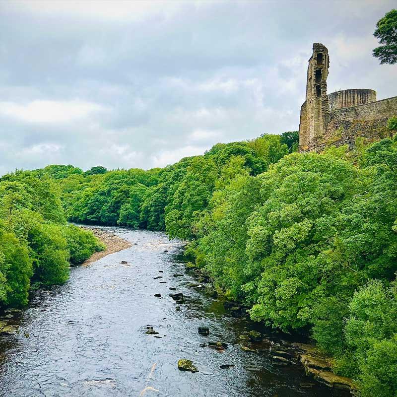Find Large Cottages in Barnard Castle that Sleeps 8 or More