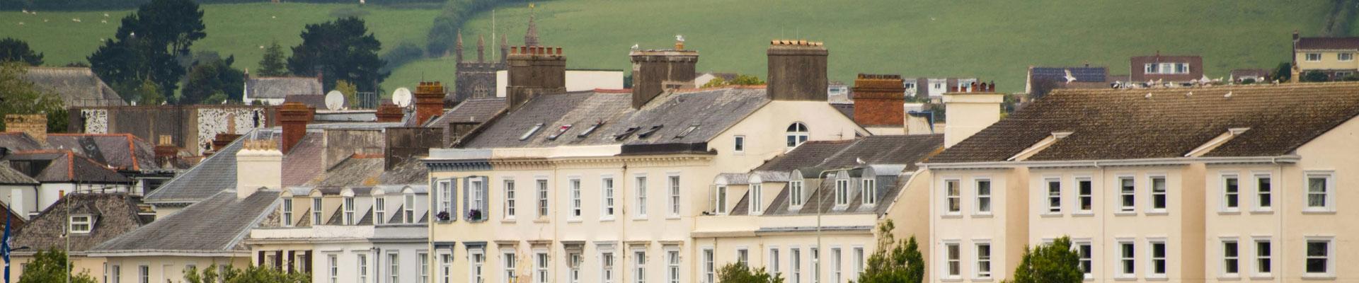 Large holiday cottages available near Barnstaple, Devon and suitable for families and group bookings who enjoy spending days at the coast, surfing and coastal walks