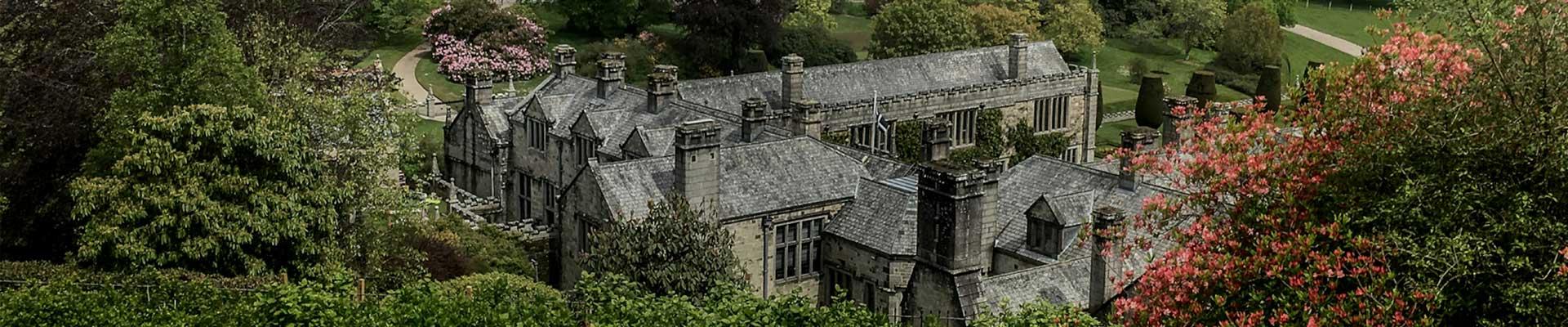 Large & spacious holiday cottages available in Bodmin, Cornwall suitable for families and group bookings