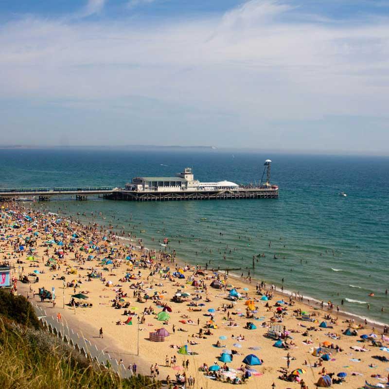 Find Large Cottages in Bournemouth that Sleeps 8 or More