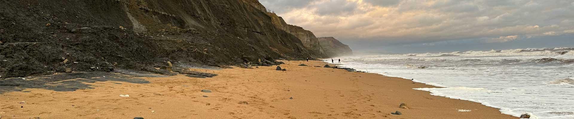 Large holiday cottages available in Bridport, Dorset suitable for families and group bookings who enjoy great beaches and open countryside