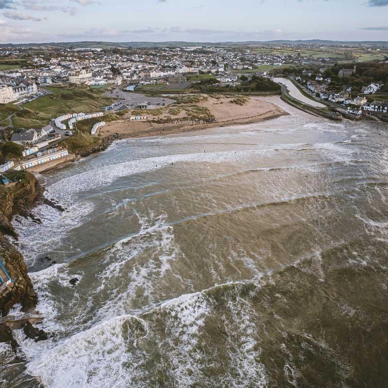 Find Large Cottages in Bude that Sleeps 8 or More