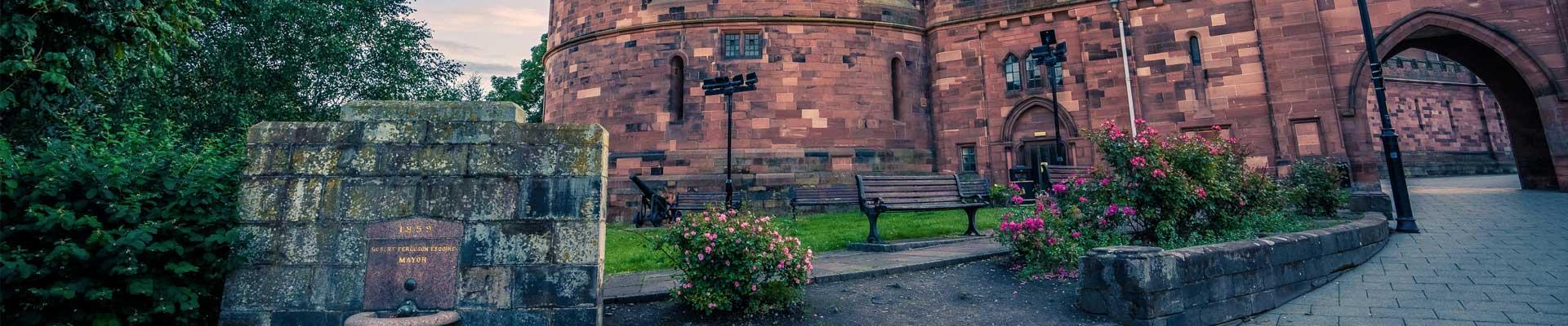 Large holiday cottages available in Carlisle close to beautiful lakes and is an ideal location for long walks alongside Hadrian's Wall and visiting other historic landmarks