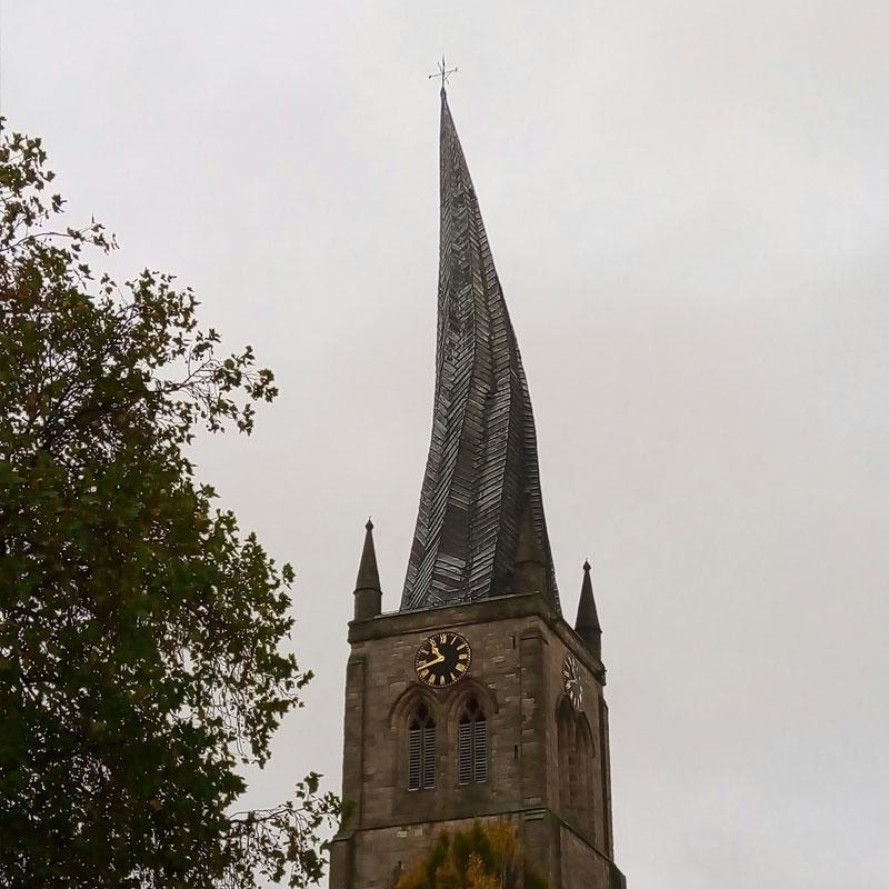 Find Large Cottages in Chesterfield that Sleeps 8 or More