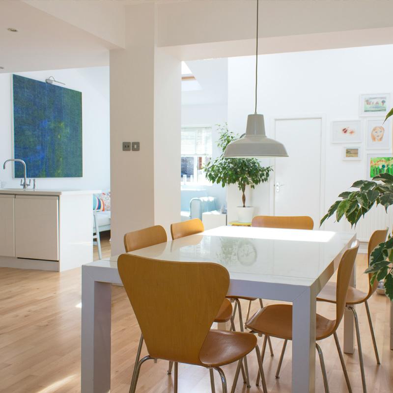 Find Large Cottages in Cotswold Water Park that Sleeps 8 or More