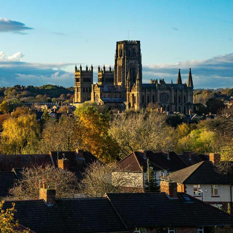 Find Large Cottages in Durham that Sleeps 8 or More