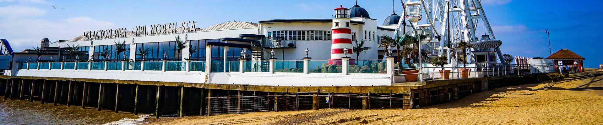 Large holiday cottages available in Essex suitable for families and group bookings who enjoy vibrant seaside towns, beaches and historic landmarks