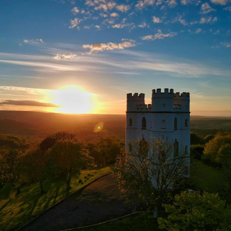 Find Large Cottages in Exeter that Sleeps 8 or More