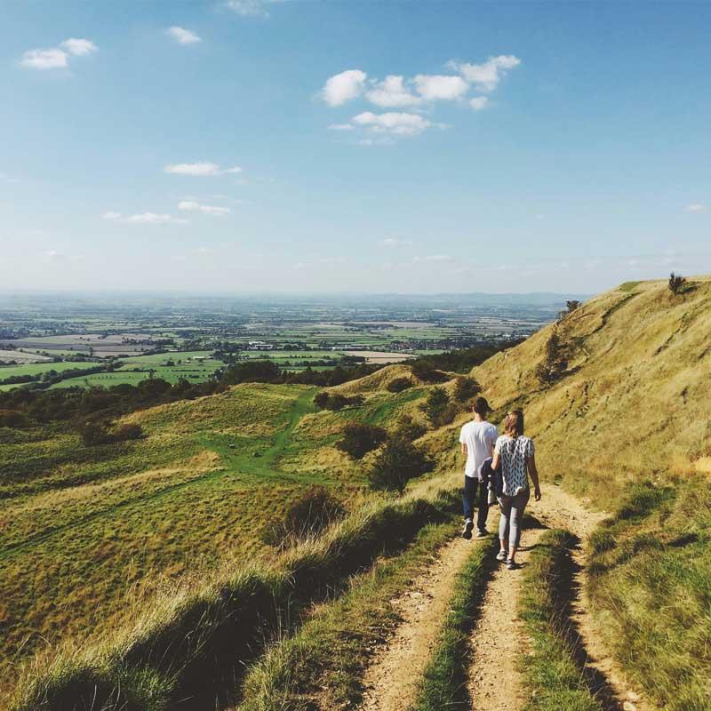 Find Large Cottages in Gloucestershire that Sleeps 8 or More