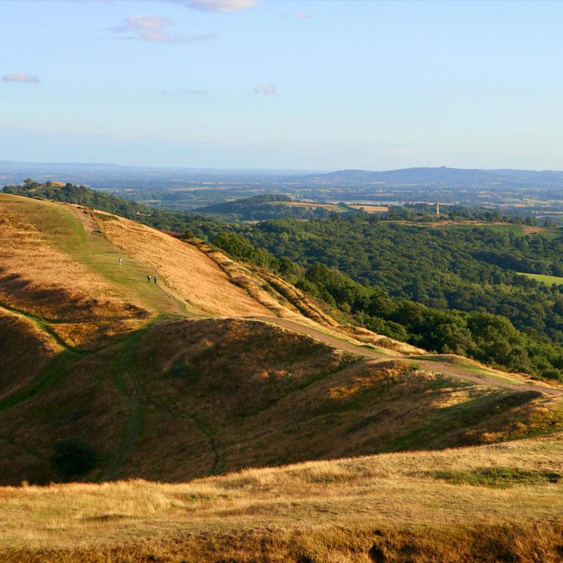 Find Large Cottages in Herefordshire that Sleeps 8 or More