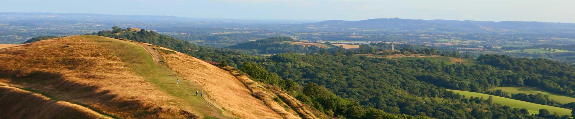 Large holiday cottages available in Herefordshire suitable for families and group bookings who enjoy countryside walks