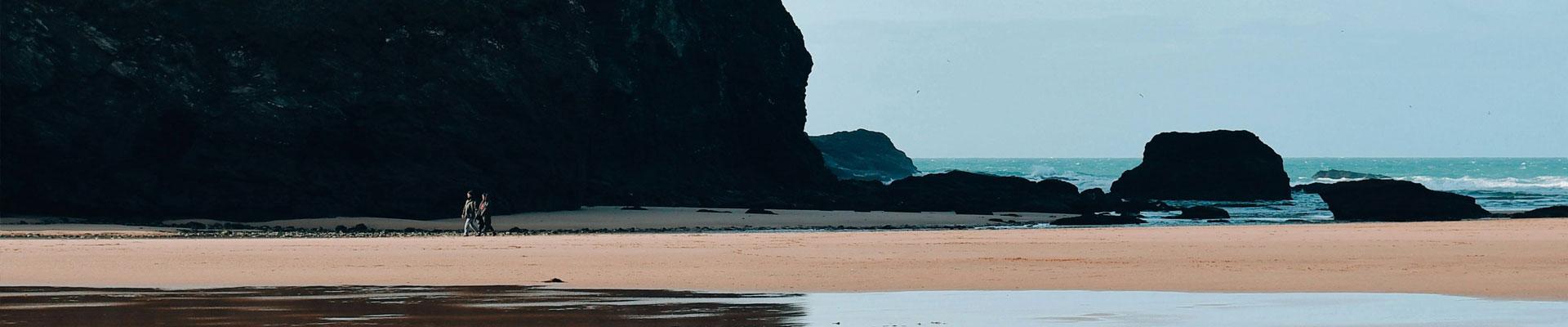 Large holiday cottages available near Mawgan Porth in Cornwall close to beautiful beaches & coastal walks suitable for families and group bookings who enjoy days at the beach and surfing