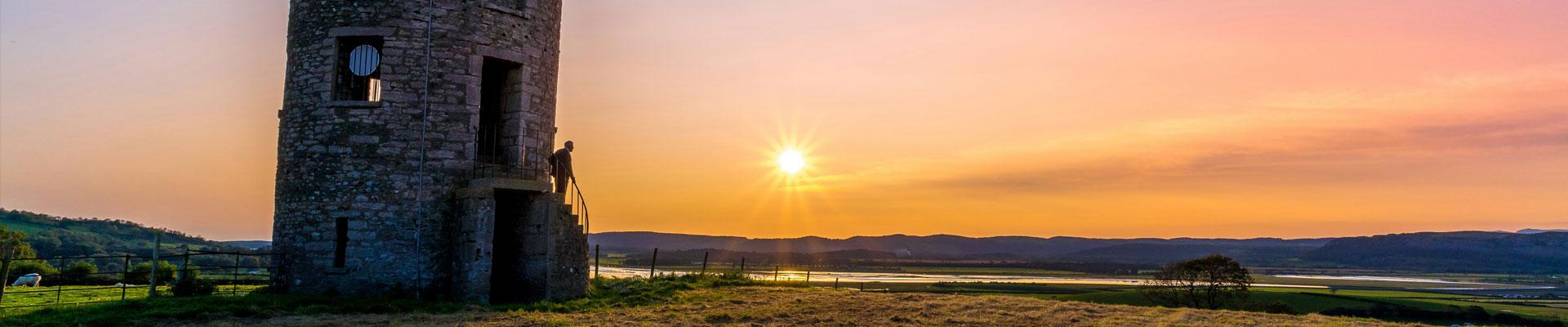 Large holiday cottages available near Milnthorpe, Cumbria close to nature reserves and suitable for families and group bookings who enjoy woodland walks and wildlife spotting whilst watching stunning sunsets