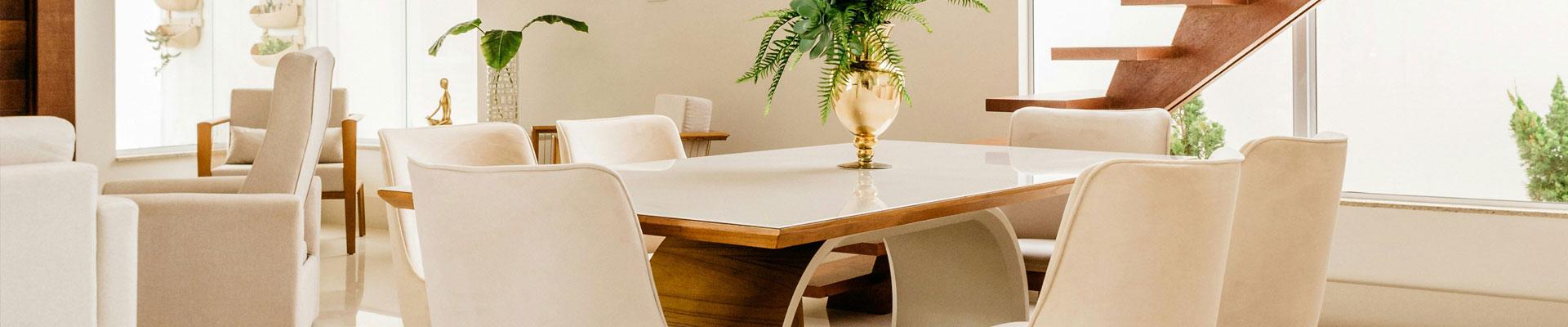 Large holiday cottages available in New Mills, Derbyshire suitable for families and group bookings who enjoy exploring the Goyt Valley region of the Peak District