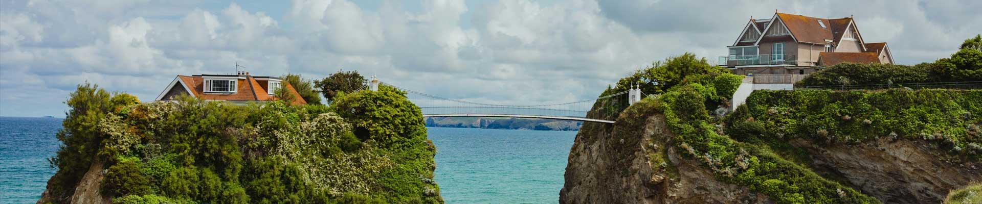 Large holiday cottages available near Newquay in Cornwall close to beautiful beaches & coastal walks suitable for families and group bookings who enjoy days at the beach and surfing