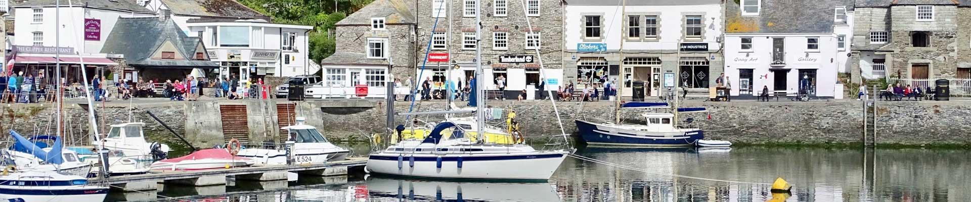 Large holiday cottages available in Padstow, Cornwall close to beautiful beaches and traditional colourful and vibrant working harbours