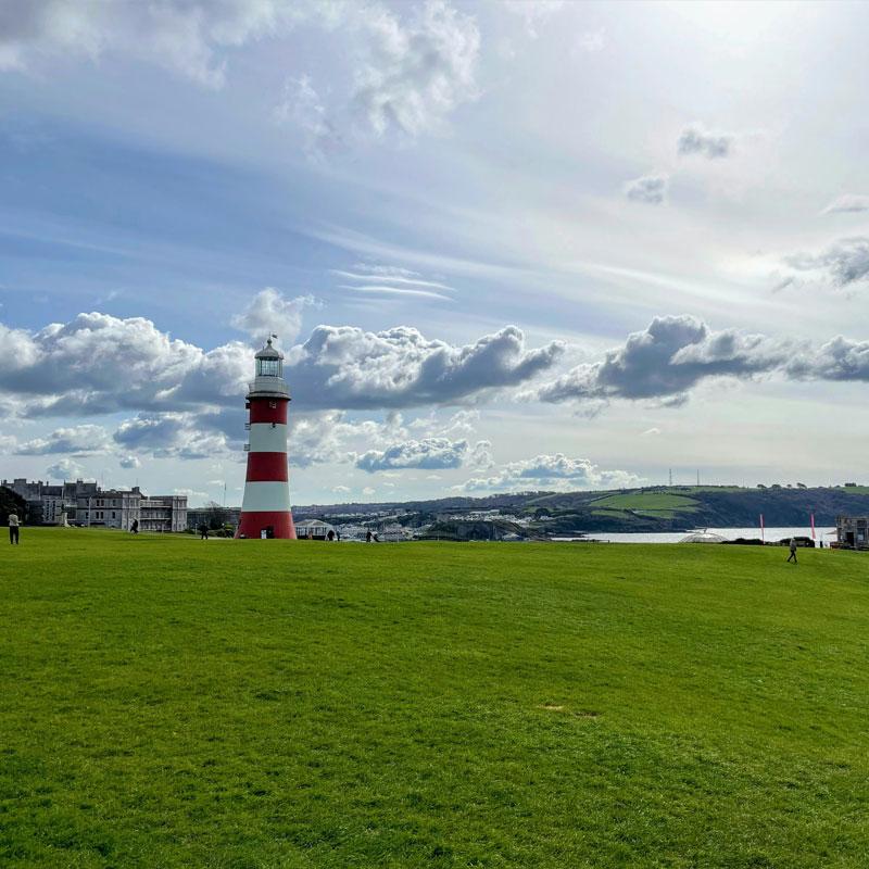 Find Large Cottages in Plymouth that Sleeps 8 or More