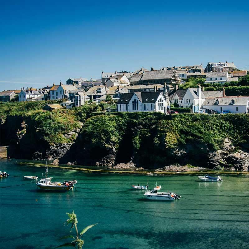 Find Large Cottages in Port Isaac that Sleeps 8 or More