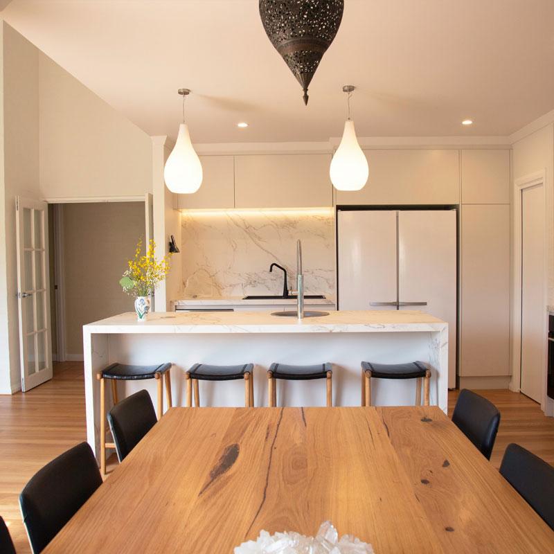 Find Large Cottages in Redruth that Sleeps 8 or More