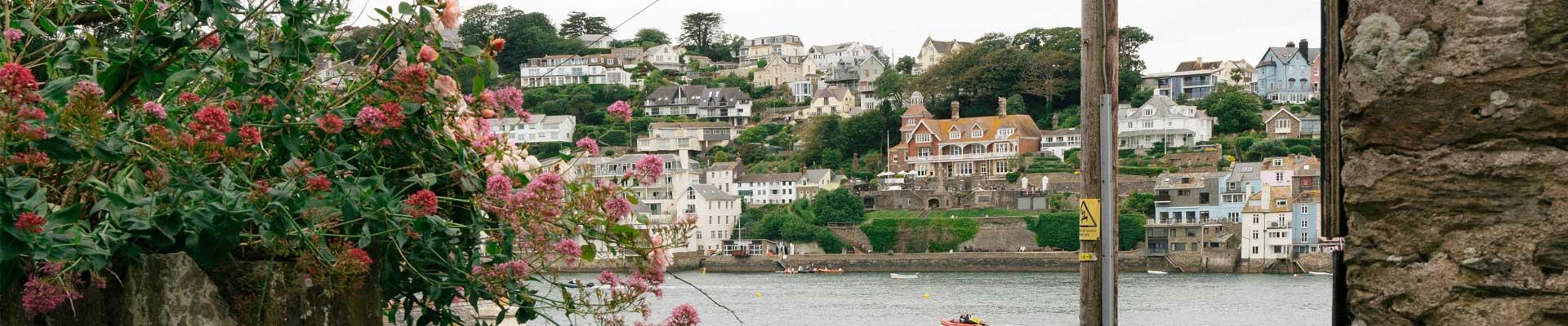 Large holiday cottages available in Salcombe, Devon suitable for families and group bookings who enjoy a seaside town with great local beaches