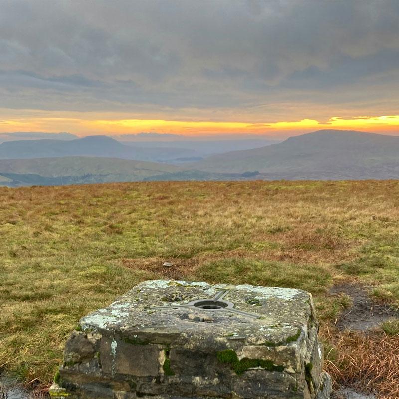 Find Large Cottages in Sedbergh that Sleeps 8 or More