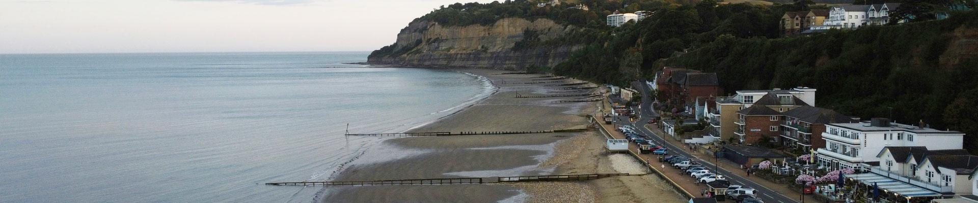 Large holiday cottages available in Shanklin on the Isle of Wight suitable for families and group bookings who enjoy a seaside town