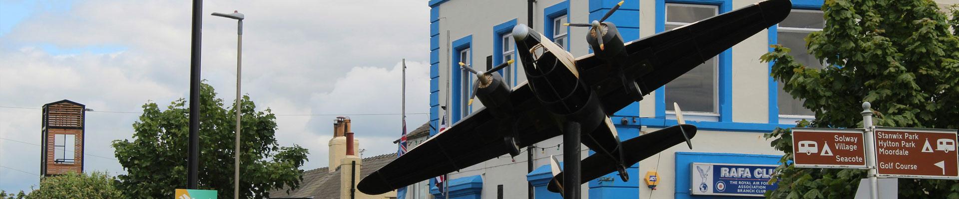 Large holiday cottages available near Silloth in Cumbria, suitable for families and group bookings who enjoy promenade walks, crabbing at low tide and air shows