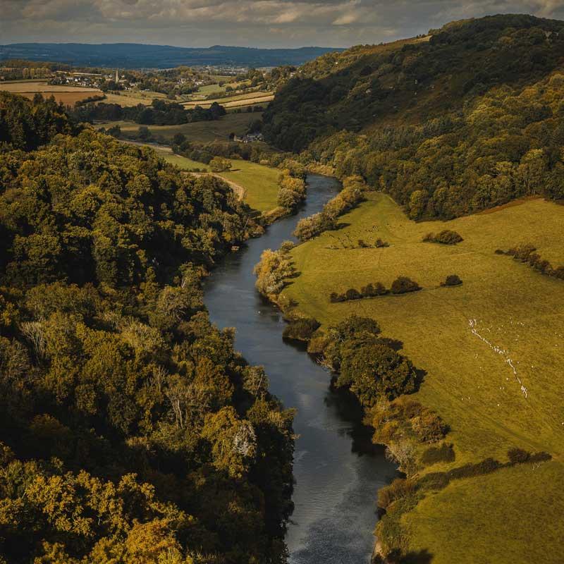Find Large Cottages in Symonds Yat that Sleeps 8 or More