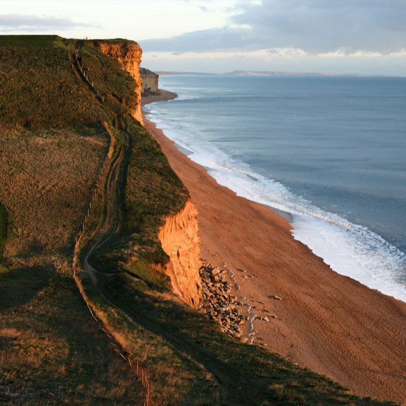 Find Large Cottages in West Bay that Sleeps 8 or More