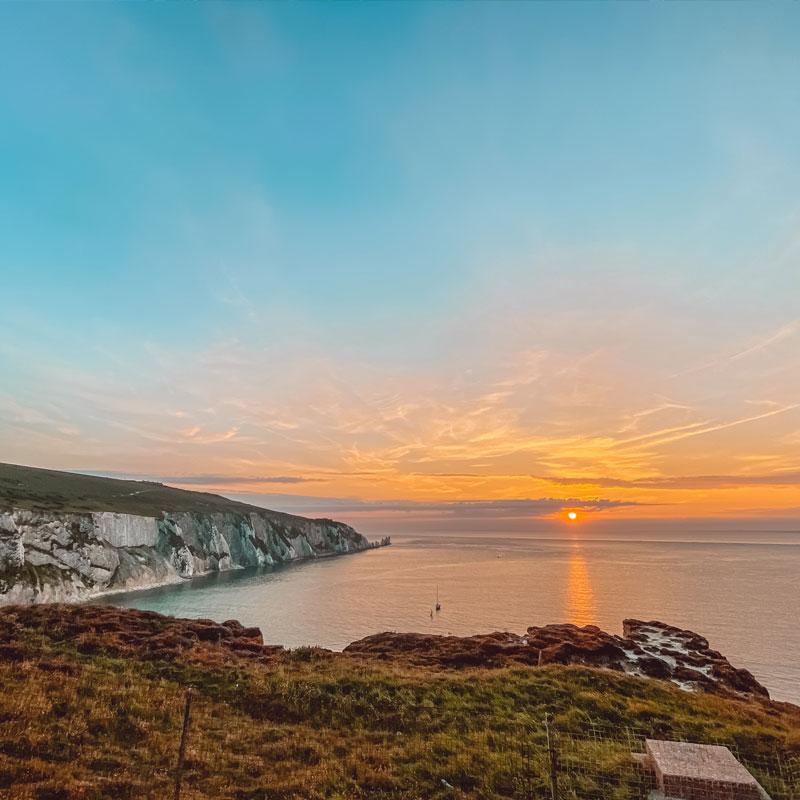 Find Large Cottages on the Isle of Wight that Sleeps 8 or More