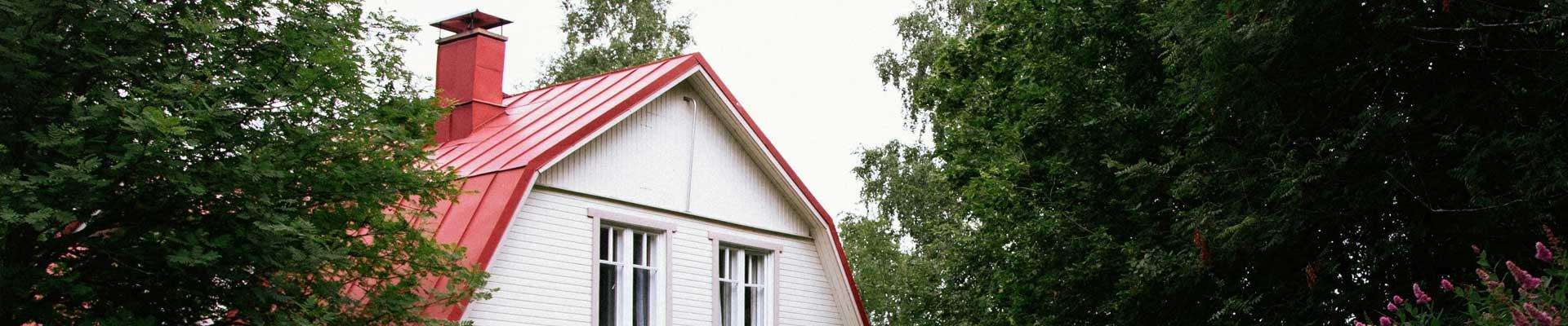 Find large and relaxing holiday accomodation in Banff a great choice for those who love coastal historic fishing towns with accommodation surrounded by woodland