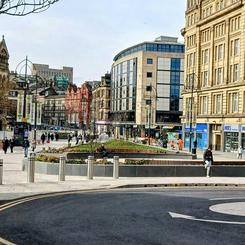 Find Large Cottages in Bradford that Sleeps 8 or More
