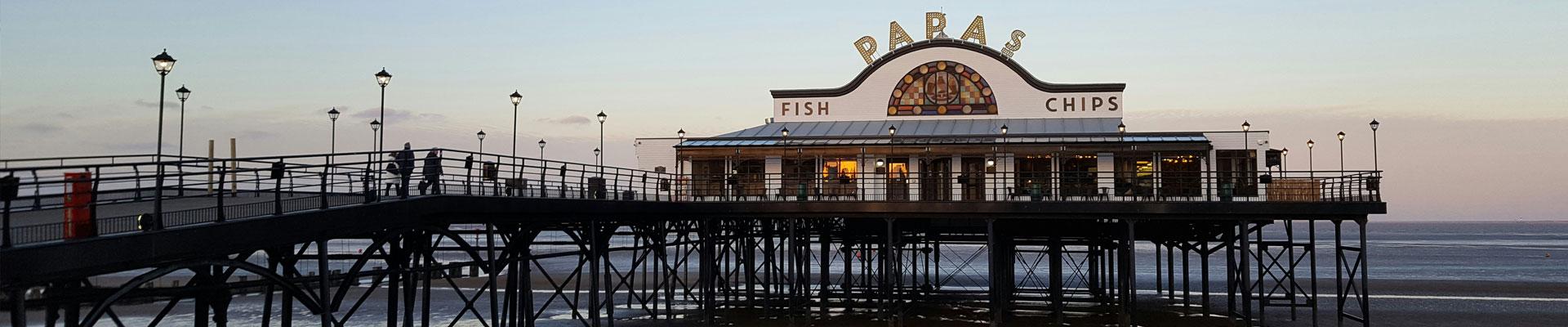 Large holiday cottages available in Cleethorpes, Lincolnshire. Suitable for families and group bookings who enjoy staying in an exciting coastal town