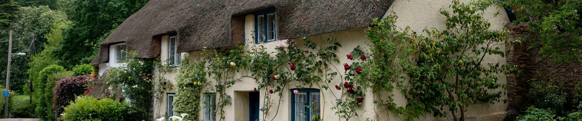 Large holiday cottages available in Dunster, Somerset. Offering accomodation surrounded by lush green countryside offering a relaxing break