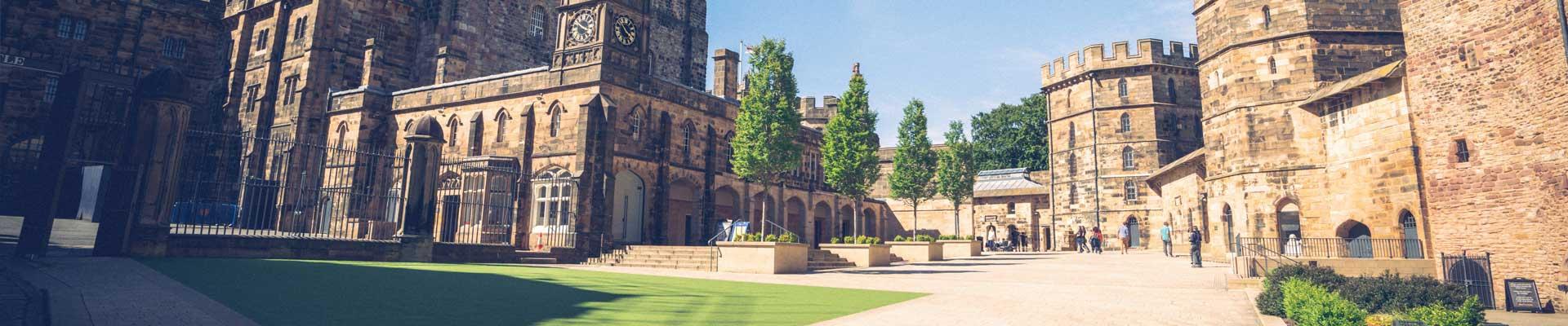 Large holiday cottages available in Lancaster, Lancashire suitable for families and group bookings who enjoy exploring castles in historic cities