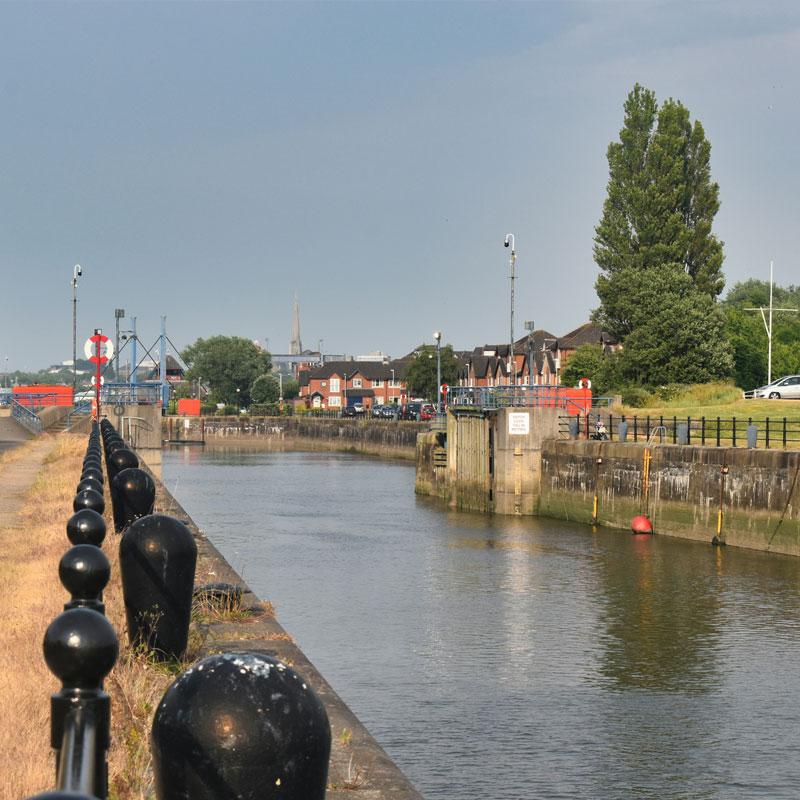 Find Large Cottages in Preston that Sleeps 8 or More