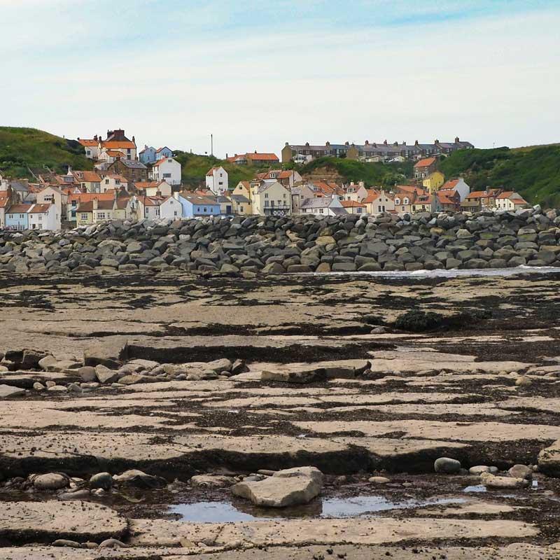 Find Large Cottages in Robin Hoods Bay that Sleeps 8 or More
