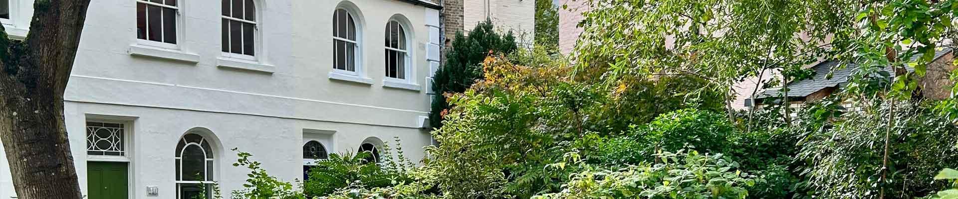 Relax in large holiday cottages in Todmorden with fantastic outdoor green areas to enjoy