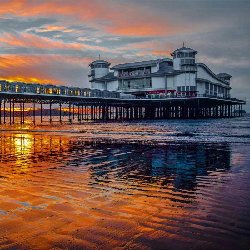 Find Large Cottages in Weston Super Mare that Sleeps 8 or More