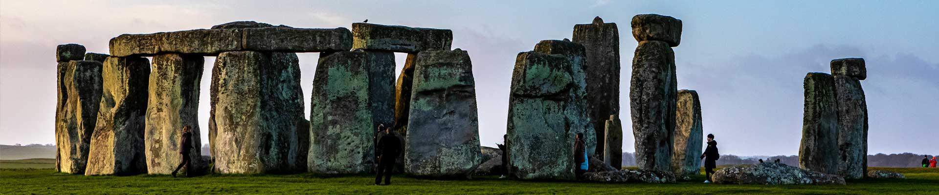 Discover large holiday cottages available in Wiltshire perfect for exploring rolling green countryside and historic sites