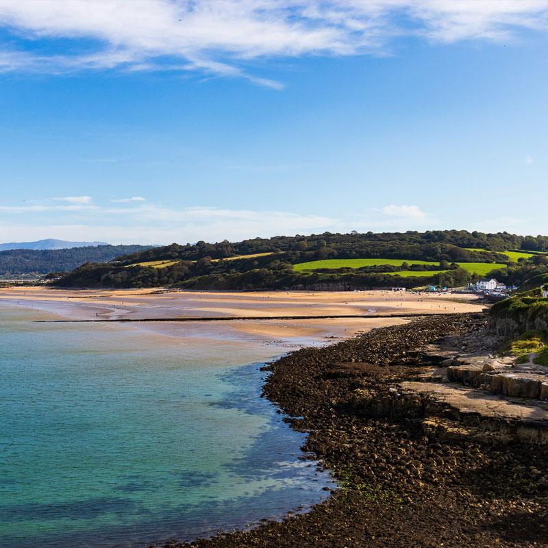 Find Large Cottages in Benllech that Sleeps 8 or More