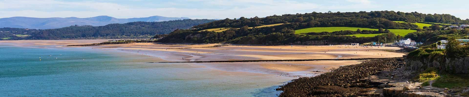 Large holiday cottages available in Benllech on The Isle of Anglesey, perfect for those who love coastal locations and mountain views