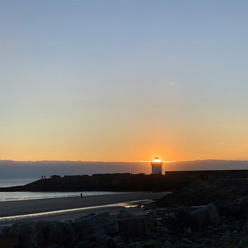 Find Large Cottages in Burry Port that Sleeps 8 or More
